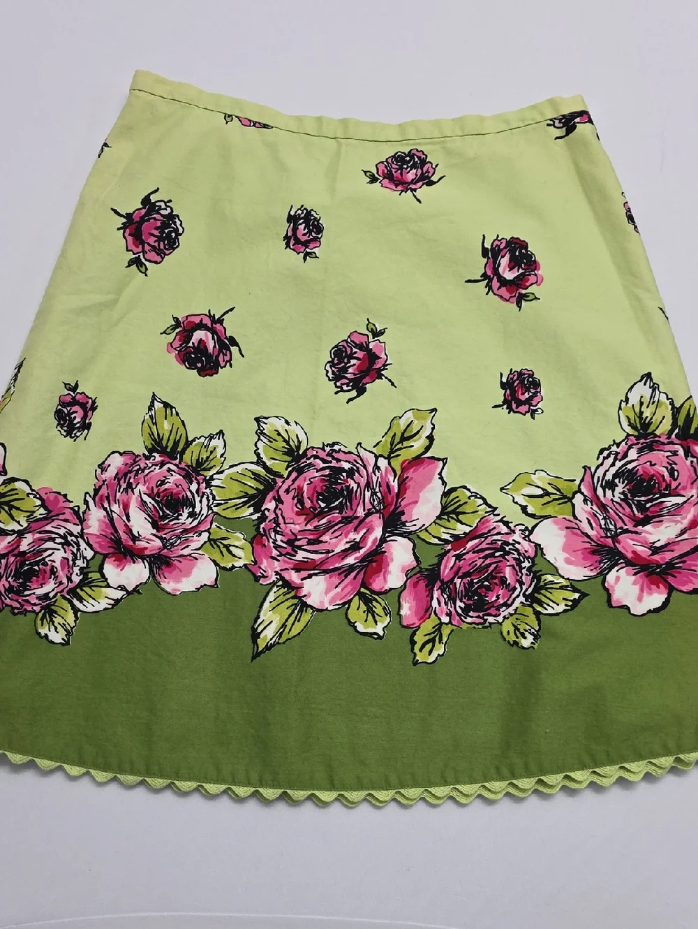 Liz Claiborne Floral A-Line Skirt Green Pink Roses Scallop Hem Gardenparty